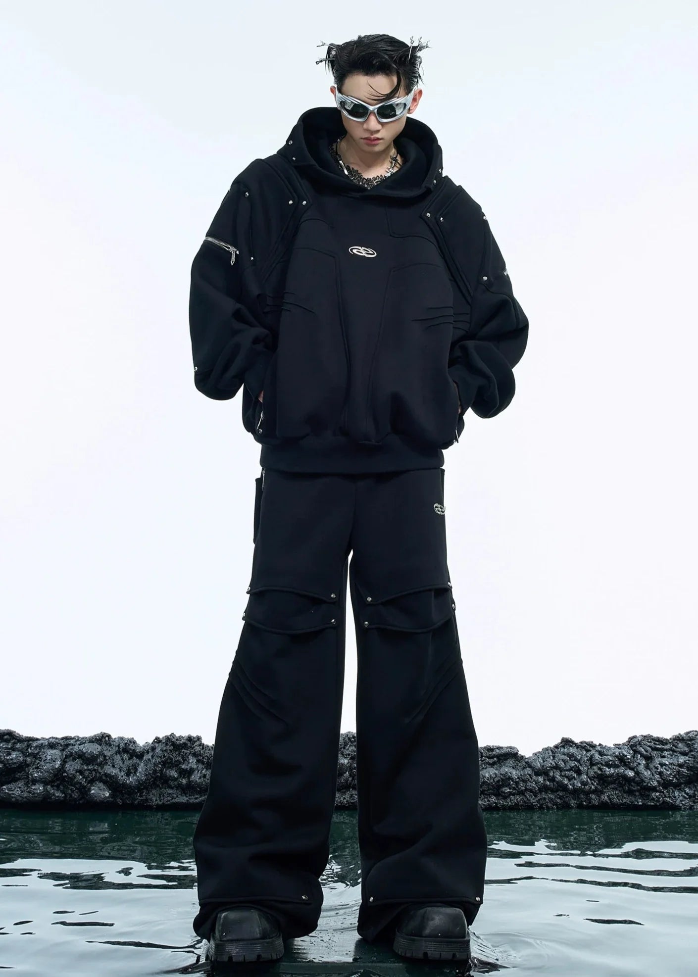 ArguE CulturE PUレザーパーカー フーディ リベット ゆったり 黒 ArguE CulturE PUレザーパーカー フーディ リベット ゆったり 黒