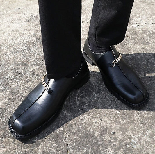 Square toe chain leather shoes gm2338