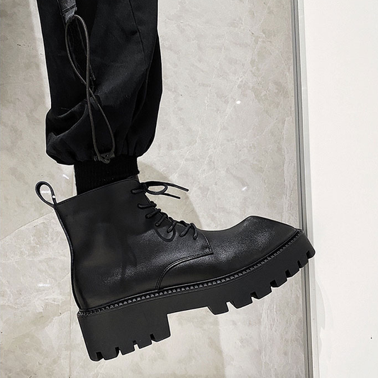 Modern lace-up boots gm1559