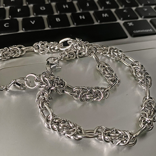 Retro silver bracelet gm2006
