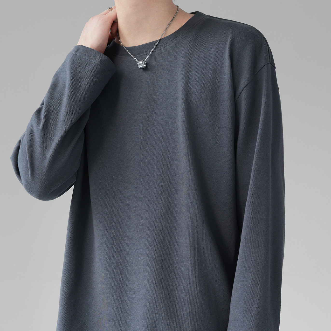 ラウンドネックロングTシャツ gm5113