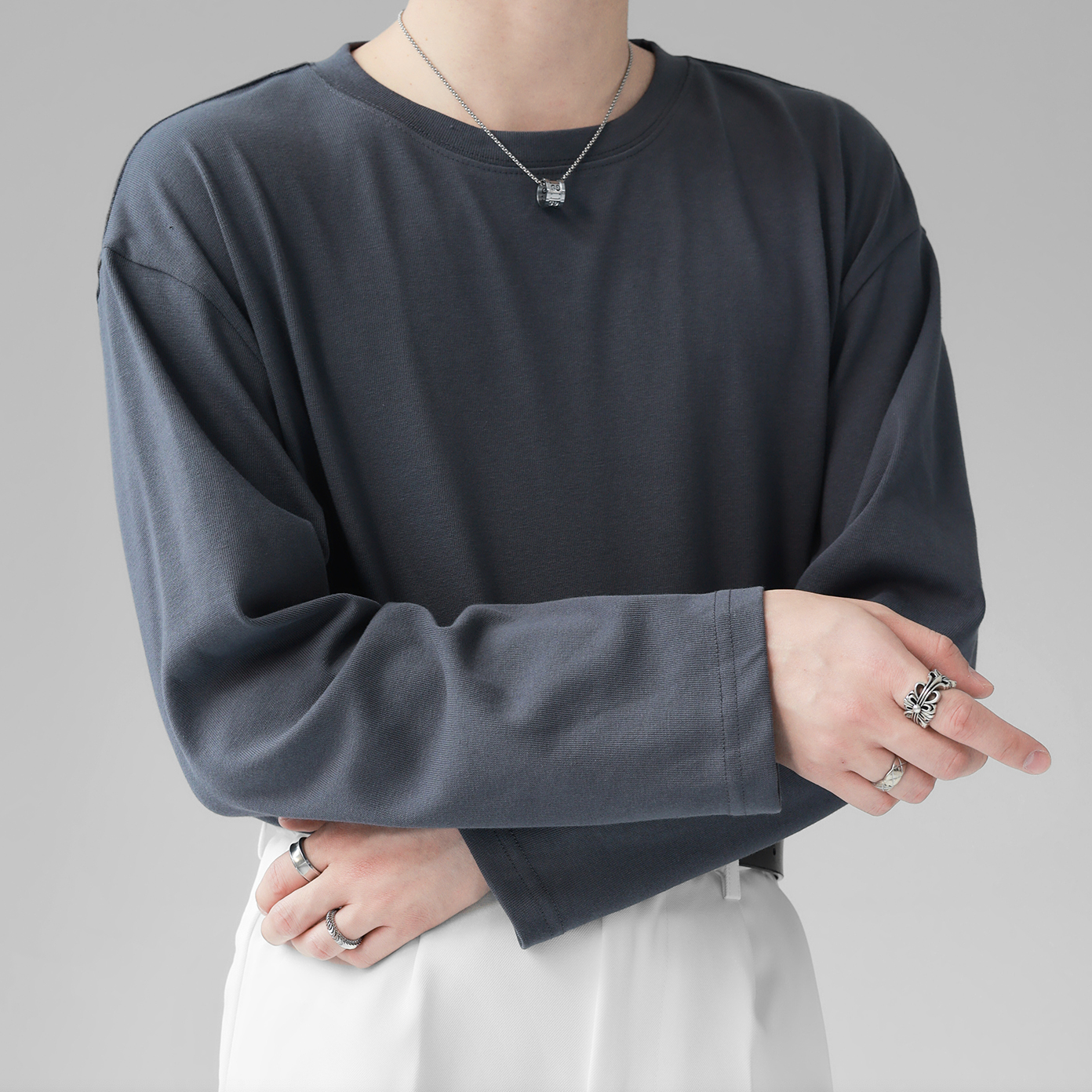 ラウンドネックロングTシャツ gm5113