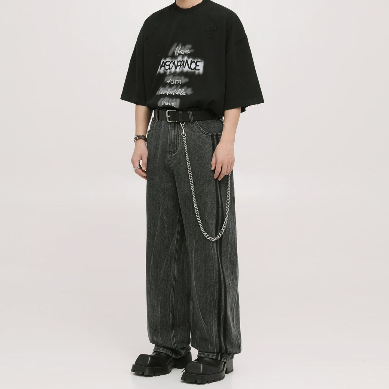 モダングラフィックTシャツ gm7172
