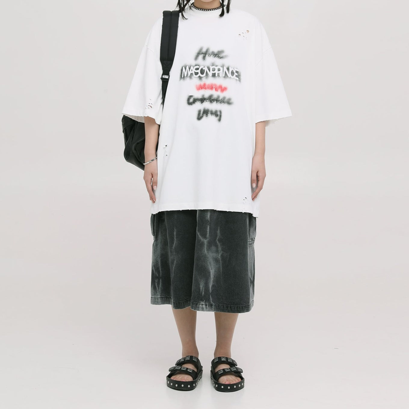 モダングラフィックTシャツ gm7172