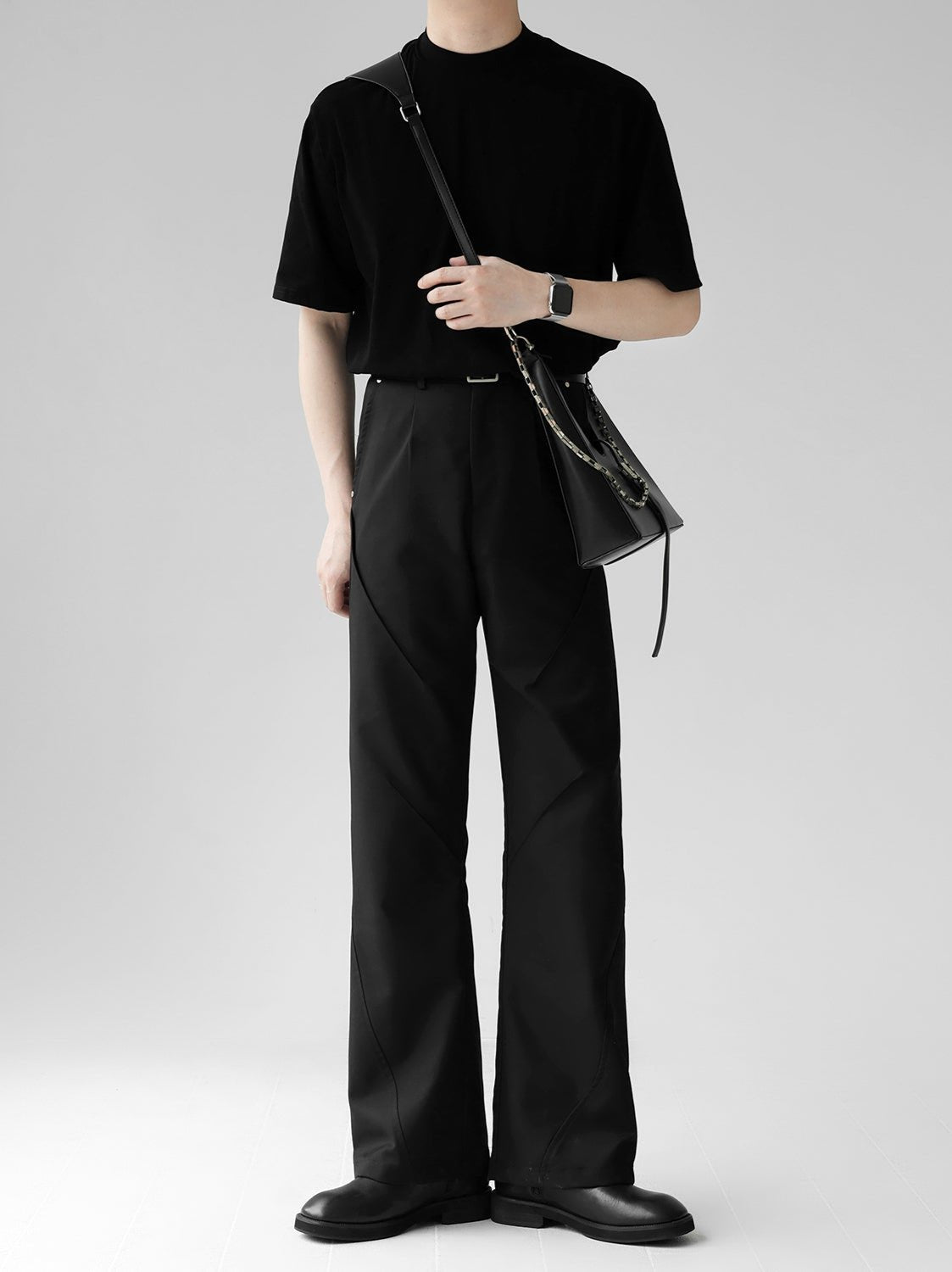 black micro-flared trousers gm15391