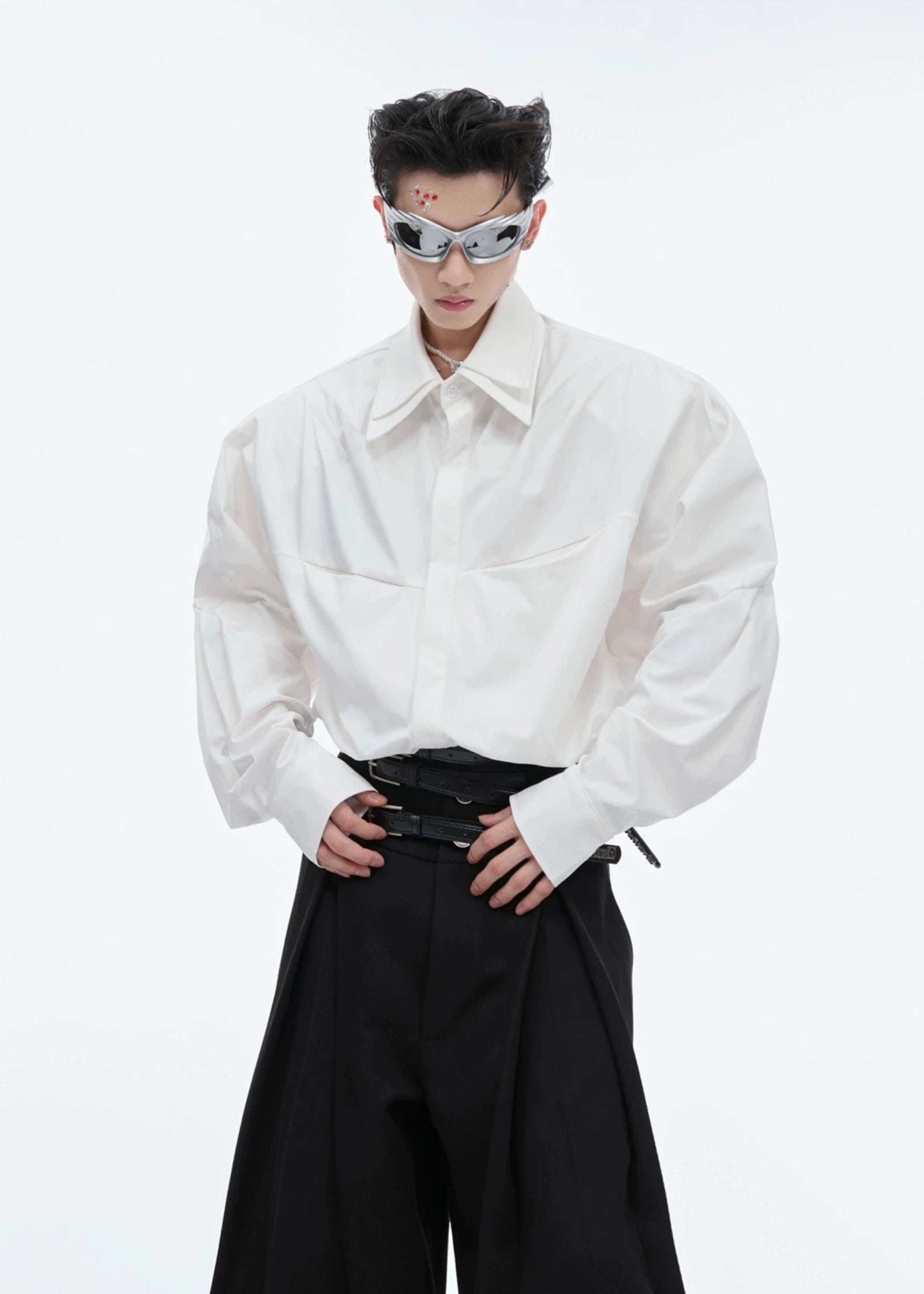 deconstructed pleated design silhouette shirt gm15303