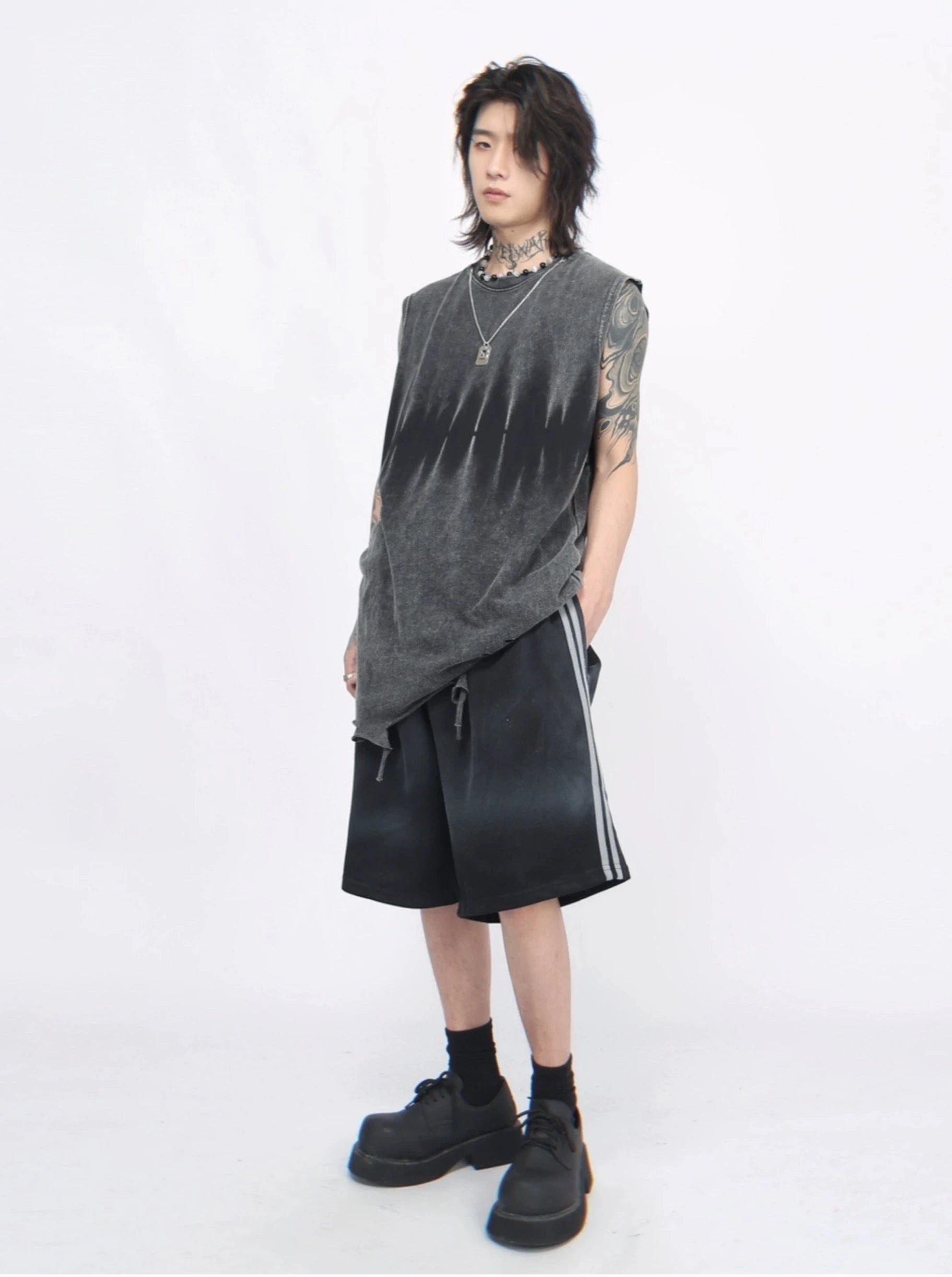 old washed sleeveless T-shirt gm15331