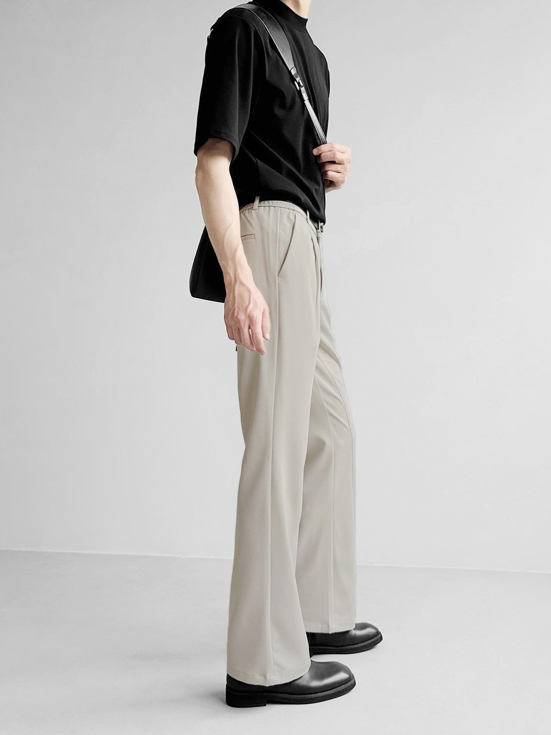 slim-fitting flare trousers gm15389