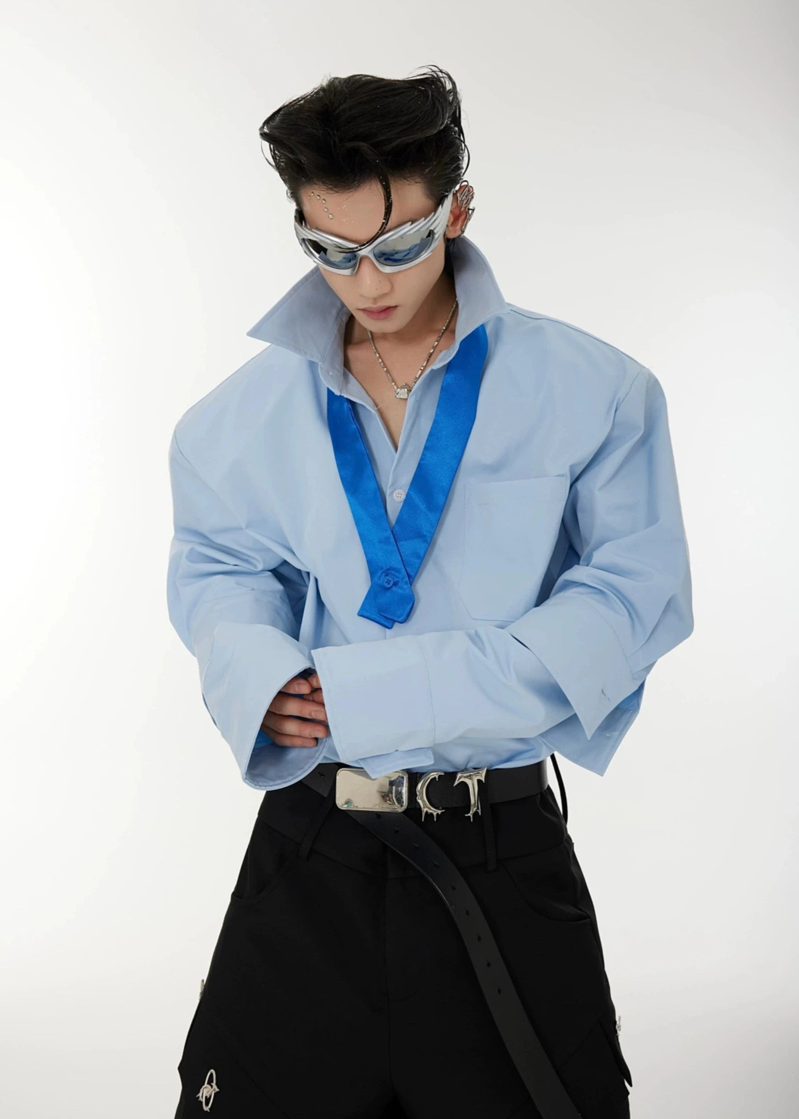 cuff design shoulder pad shirt gm15364