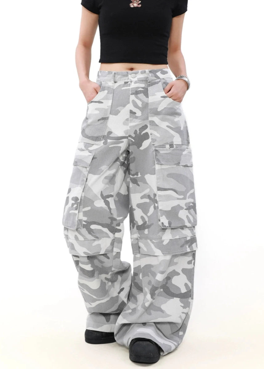 gray camouflage pants gm16024