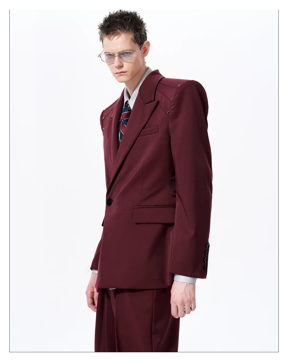 Eyelet Hardware Peaked Lapel Jacket 01