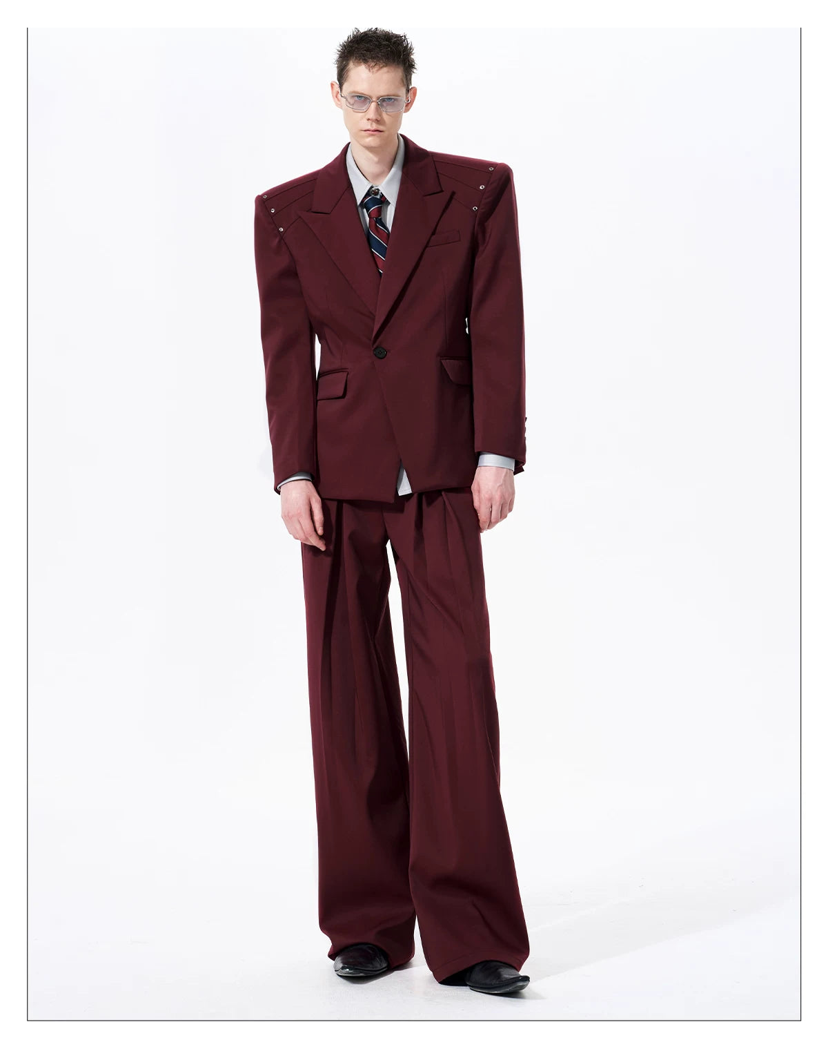 Eyelet Hardware Peaked Lapel Jacket 05