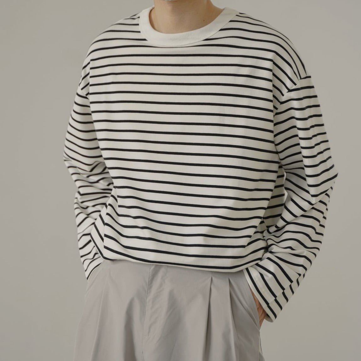 Round neck striped T-shirt gm7127