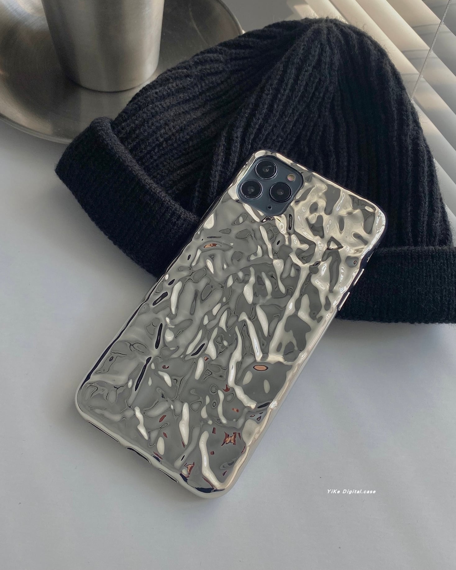 Aluminum design silver iPhone case gm2472