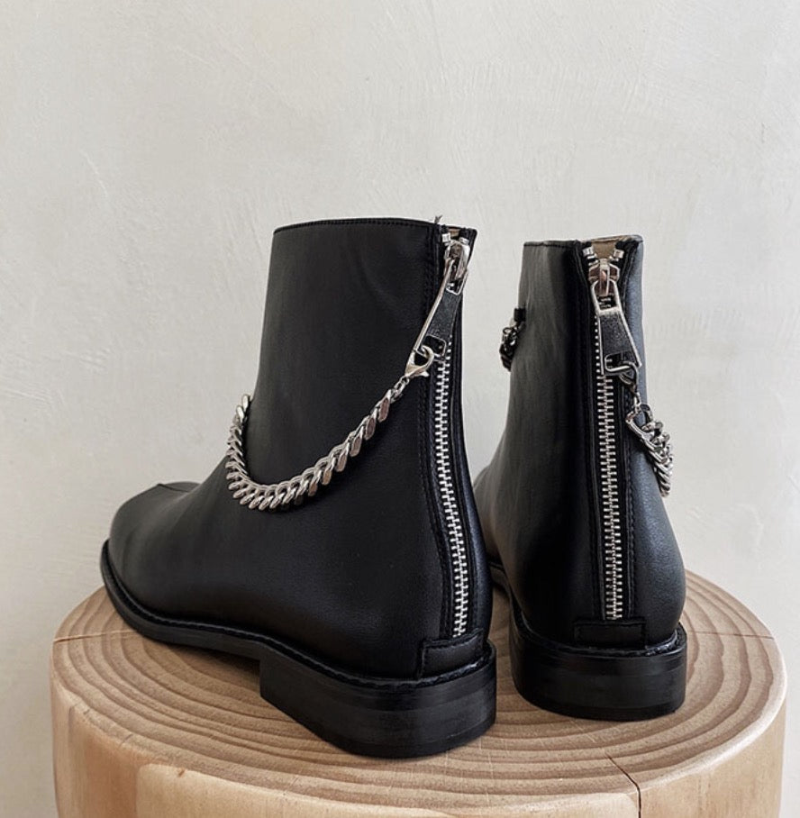 Ankle chain boots gm2335